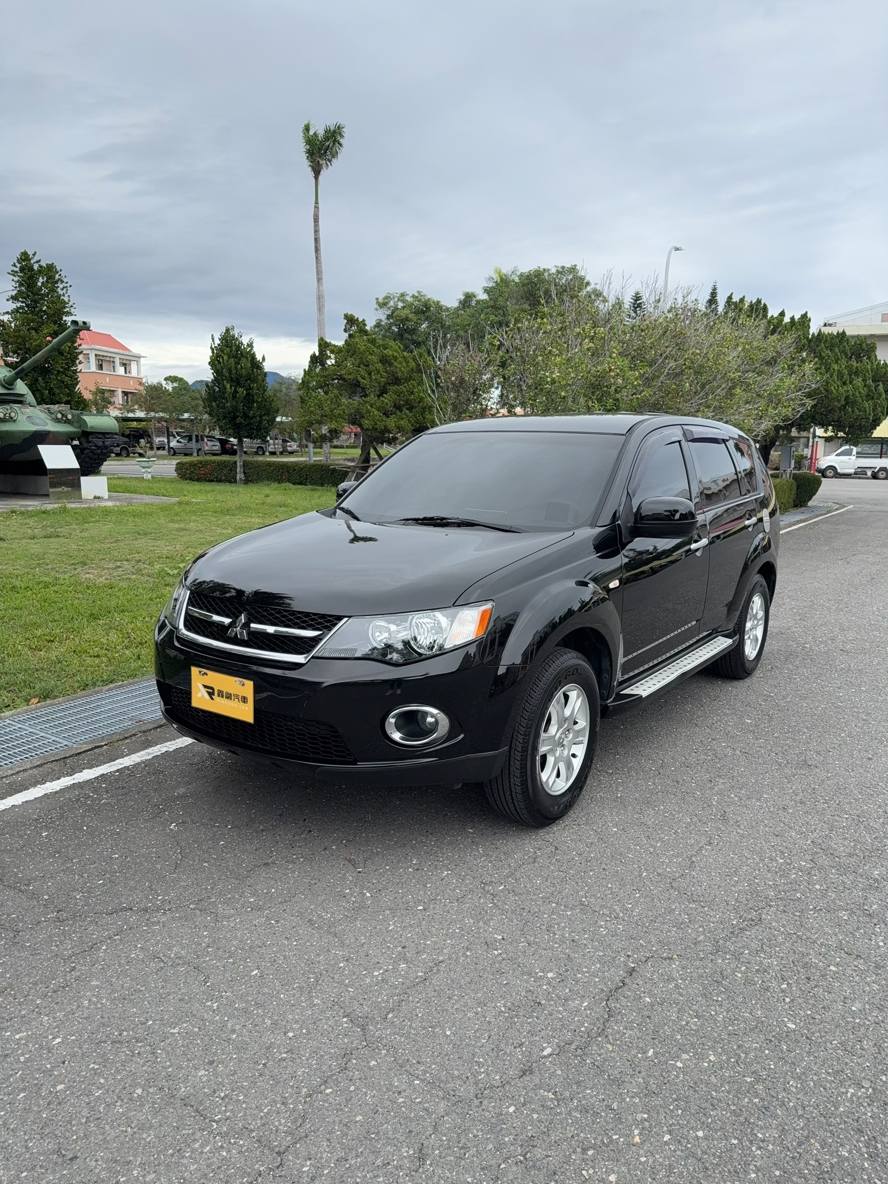2012 Mitsubishi Outlander 2.4 2WD精緻型